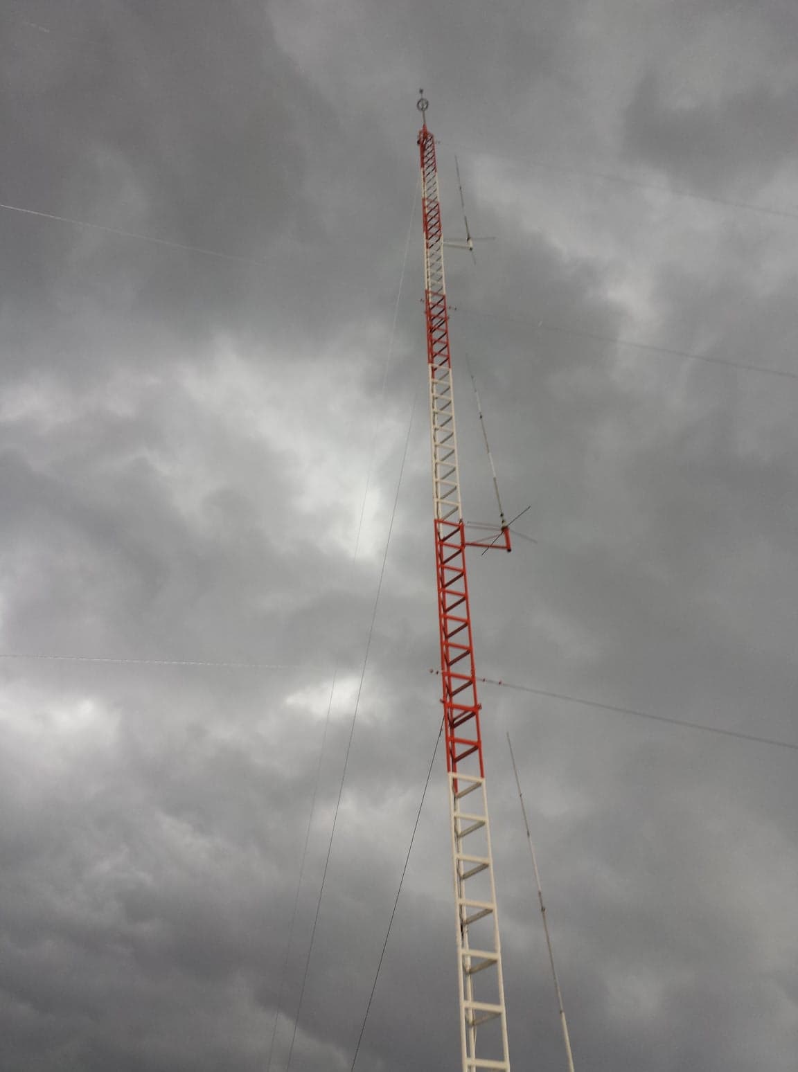 Torres arriostradas 6